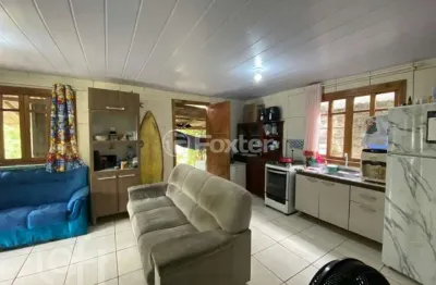 Casa com 2 quartos à venda na Rua José Maria de Souza, 70, Alto Aririu, Palhoça, 50 m2 por R$ 340.000