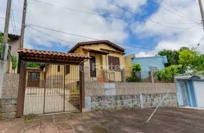 Casa com 3 quartos à venda na Rua Souza Lobo, 881, Vila Jardim, Porto Alegre, 91 m2 por R$ 500.000