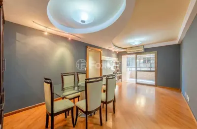 Apartamento com 3 quartos à venda na Rua Desembargador Alves Nogueira, 180, Petrópolis, Porto Alegre, 118 m2 por R$ 1.240.000