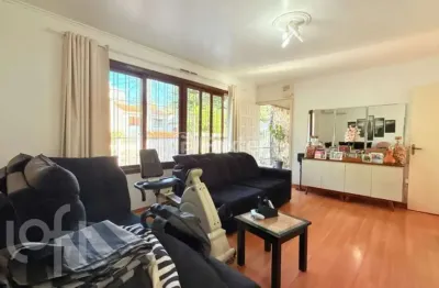 Casa com 4 quartos à venda na Rua Comendador Albino Cunha, 270, Cristo Redentor, Porto Alegre, 183 m2 por R$ 799.000