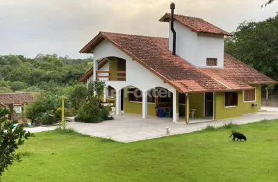 Fazenda com 4 salas à venda na Rua Frei Vicente Salvador, 5, Jardim Krahe, Viamão, 553 m2 por R$ 1.500.000