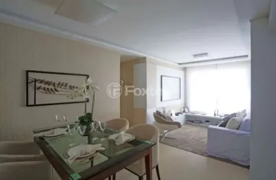 Apartamento com 3 quartos à venda na Avenida da Cavalhada, 3559, Cavalhada, Porto Alegre, 71 m2 por R$ 430.000