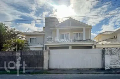 Casa com 4 quartos à venda na Rua Francisco Vieira, 481, Morro das Pedras, Florianópolis, 217 m2 por R$ 3.000.000