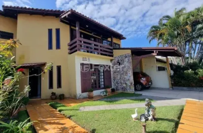 Casa com 6 quartos à venda na Rua Itamirim, 39, Itacorubi, Florianópolis, 186 m2 por R$ 2.300.000