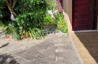 Casa com 3 quartos à venda na Travessa Ghandi, 21, Jardim Itu Sabará, Porto Alegre, 187 m2 por R$ 620.000