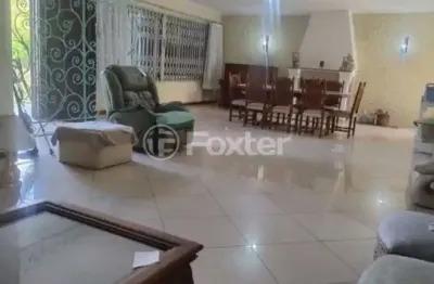 Casa com 5 quartos à venda na Rua Matias José Bins, 1098, Chácara das Pedras, Porto Alegre, 312 m2 por R$ 1.970.000