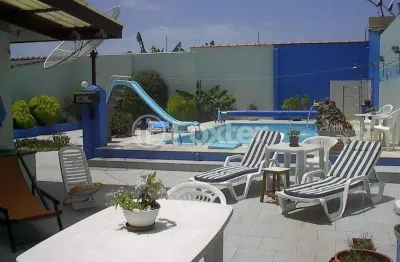 Casa com 3 quartos à venda na rua general david canabarro, 617, centro, balneário pinhal, 136 m2 por r$ 300.000