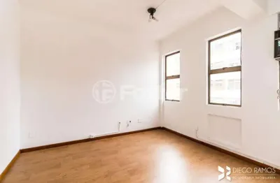 Sala comercial com 1 sala à venda na avenida getúlio vargas, 1570, menino deus, porto alegre, 38 m2 por r$ 145.000