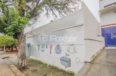 Prédio com 2 salas à venda na rua florinha, 81, cavalhada, porto alegre, 352 m2 por r$ 650.000