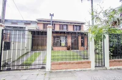 Casa com 6 quartos à venda na rua professor pedro santa helena, 255, jardim do salso, porto alegre, 300 m2 por r$ 807.500