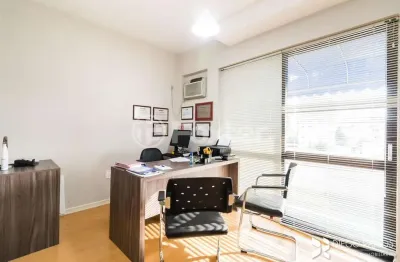 Sala comercial com 2 salas à venda na avenida da azenha, 1591, azenha, porto alegre, 53 m2 por r$ 190.000