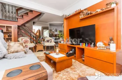 Casa em condomínio fechado com 3 quartos à venda na rua osório mendes ouriques, 332, guarujá, porto alegre, 186 m2 por r$ 450.000