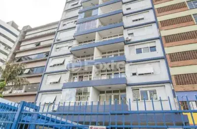 Apartamento com 3 quartos à venda na avenida mauá, 841, centro histórico, porto alegre, 156 m2 por r$ 740.000