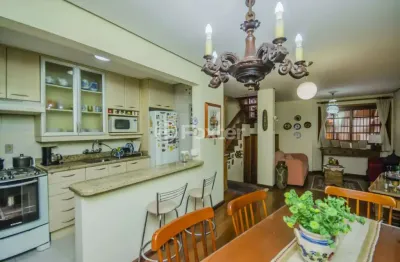 Casa em condomínio fechado com 3 quartos à venda na rua doutor possidônio cunha, 273, vila assunção, porto alegre, 194 m2 por r$ 720.000