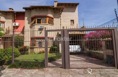 Casa com 3 quartos à venda na rua jacundá, 625, guarujá, porto alegre, 180 m2 por r$ 650.000