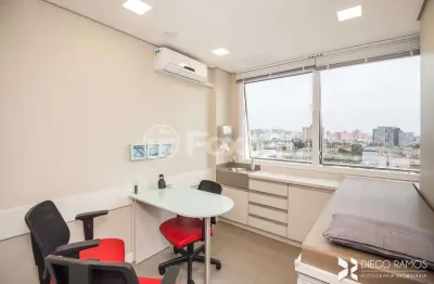 Sala comercial com 3 salas à venda na rua gomes jardim, 201, santana, porto alegre, 62 m2 por r$ 1.019.900