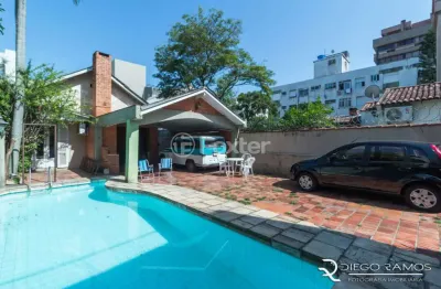 Casa comercial com 2 salas à venda na rua antenor lemos, 135, menino deus, porto alegre, 230 m2 por r$ 890.000