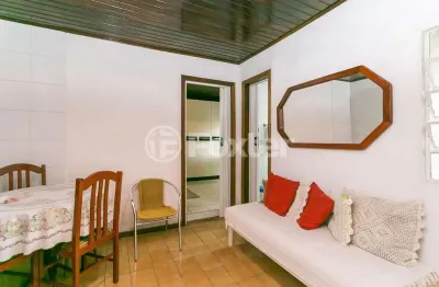 Casa com 3 quartos à venda na rua padre joão batista reus, 2798, vila conceição, porto alegre, 338 m2 por r$ 350.000