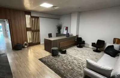 Sala comercial com 1 sala para alugar na rodovia engenheiro ermênio de oliveira penteado, itaici, indaiatuba, 370 m2 por r$ 31.500