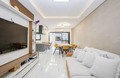 Casa com 3 quartos à venda na rua capitão joão zaleski, 510, lindóia, curitiba por r$ 1.300.000