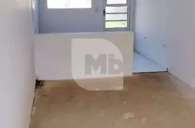 Casa em condomínio fechado com 2 quartos à venda na rua professor alfredo valente, 1006, jardim roma, almirante tamandaré por r$ 250.000