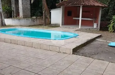 Casa à venda na maria hilda, 250, centro, são francisco do sul