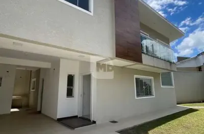 Casa com 3 quartos à venda na Rua Júlia Thereza Bini, 393, Centro, Araucária por R$ 950.000
