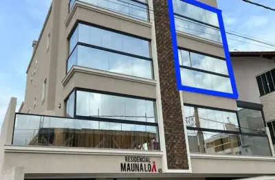 Cobertura duplex decorado com 3 suítes na praia de mariscal