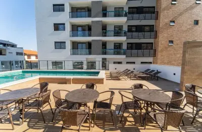 Apartamento sendo 03 dormitórios com suíte e duas vgas de garagem em condomínio clum em são jose/sc