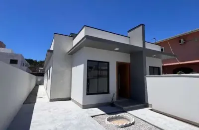 Casa geminada a venda de 03 dormitórios com 01 banheiro bairro rio caveiras em biguaçu