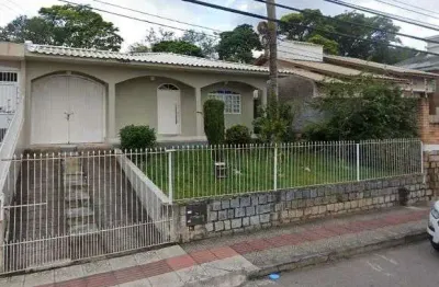 Excelente casa de 3 dormitórios com suíte  em capoeiras