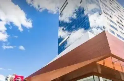 Aluga-se salas de 25 a 315 metros privativos em centro comercial no estreito