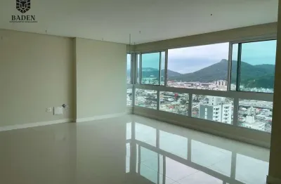 Apartamento de quatro dormitorios  a venda em balneario camboriu!