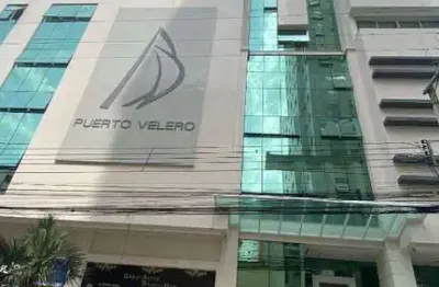 Apartamento no centro / edifício puerto velero / balneário camboriú