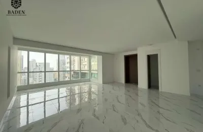 Apartamento com 4 quartos para alugar na Rua 3700, 425, Centro, Balneário Camboriú