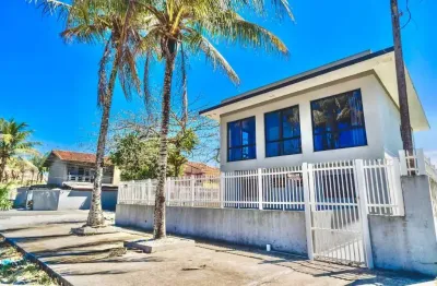 Sobrado com 5 quartos  à venda, 260.00 m2 por r$2100000.00  - balneario riviera - matinhos/pr