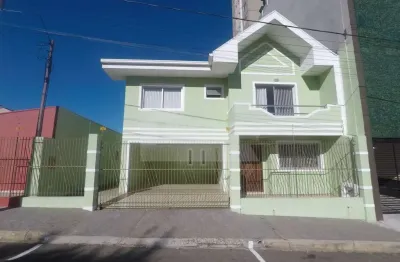 Sobrado com 3 quartos  à venda, 197.00 m2 por R$980000.00  - Orfas - Ponta Grossa/PR