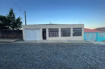 Casa residencial com 5 quartos  à venda, 308.00 m2 por r$520000.00  - uvaranas - ponta grossa/pr