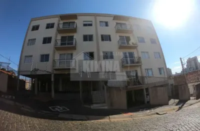 Apartamento com 2 quartos  para alugar, 74.00 m2 por r$800.00  - centro - ponta grossa/pr
