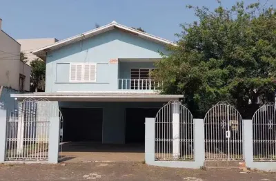 Casa residencial à venda, 478.00 m2 por r$850000.00  - uvaranas - ponta grossa/pr