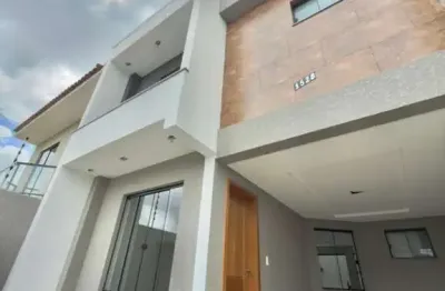 Sobrado com 3 quartos  à venda, 103.00 m2 por R$690000.00  - Nova Russia - Ponta Grossa/PR