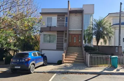 Casa Residencial com 3 quartos  à venda, 300.00 m2 por R$2000000.00  - Oficinas - Ponta Grossa/PR