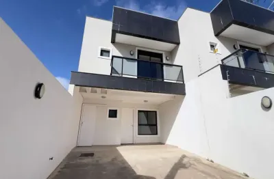 Sobrado com 3 quartos  à venda, 137.00 m2 por r$490000.00  - uvaranas - ponta grossa/pr
