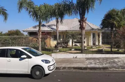 Casa comercial para alugar na Rua Paraíso do Norte, 575, Contorno, Ponta Grossa