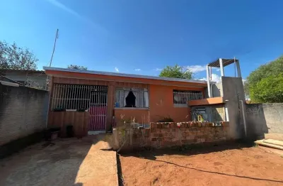 Casa com 3 quartos à venda na Rua Marlin Azul, 515, Cará-cará, Ponta Grossa