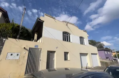 Casa residencial com 3 quartos  para alugar, 199.70 m2 por r$2500.00  - uvaranas - ponta grossa/pr