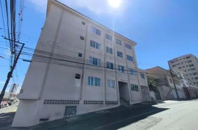 Apartamento com 3 quartos  para alugar, 107.00 m2 por r$1400.00  - centro - ponta grossa/pr