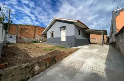 Casa com 3 quartos para alugar na Rua Polônia, 499, Oficinas, Ponta Grossa