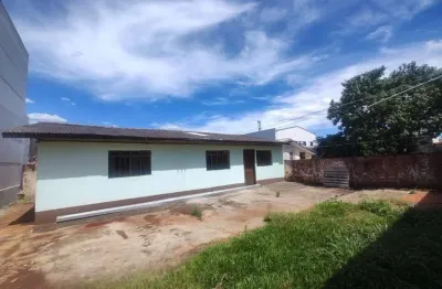 Casa com 3 quartos para alugar na Estrada Eugênio Ricetti, 16, Oficinas, Ponta Grossa