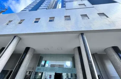 Apartamento com 3 quartos à venda na Rua Coronel Dulcídio, 253, Centro, Ponta Grossa